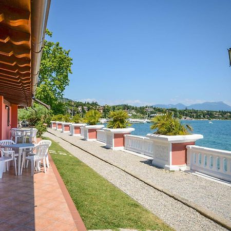 Villa Garuti Village Padenghe sul Garda Luaran gambar