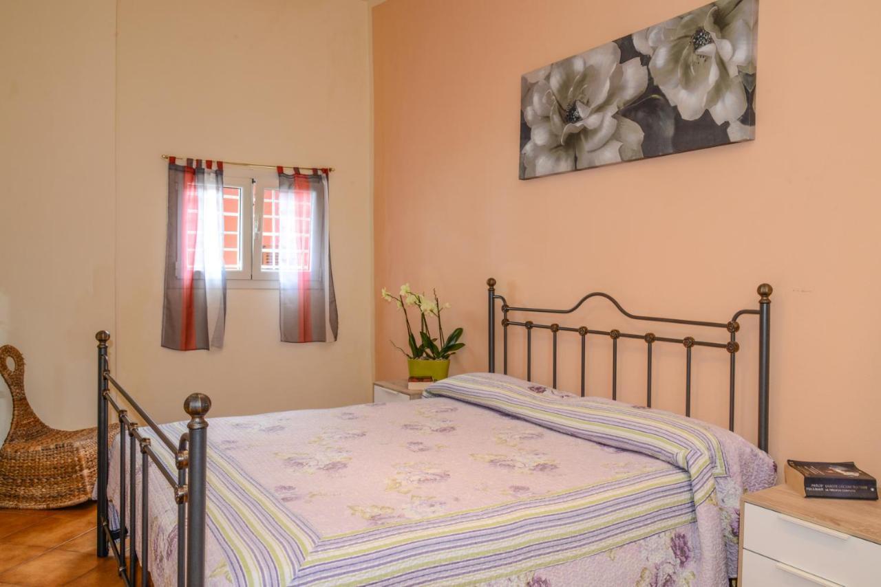 Villa Garuti Village Padenghe sul Garda Luaran gambar