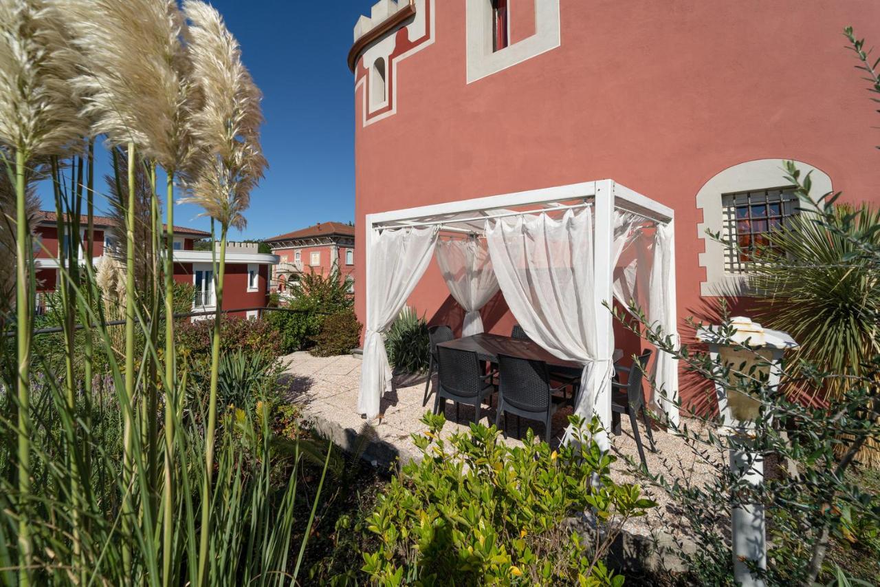 Villa Garuti Village Padenghe sul Garda Luaran gambar