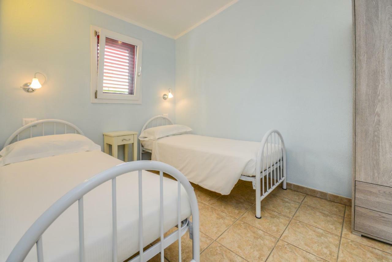 Villa Garuti Village Padenghe sul Garda Luaran gambar