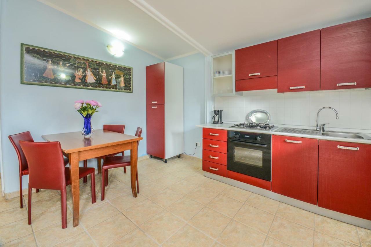 Villa Garuti Village Padenghe sul Garda Luaran gambar