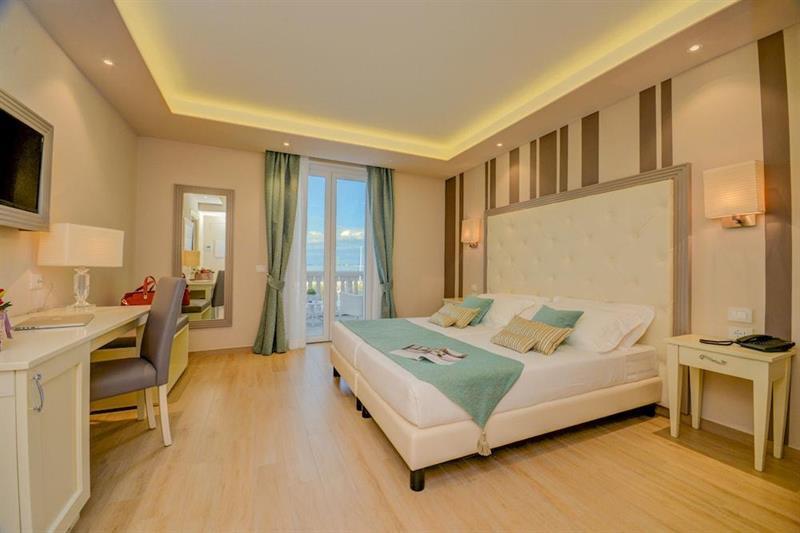 Villa Garuti Village Padenghe sul Garda Luaran gambar