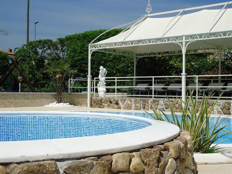 Villa Garuti Village Padenghe sul Garda Luaran gambar